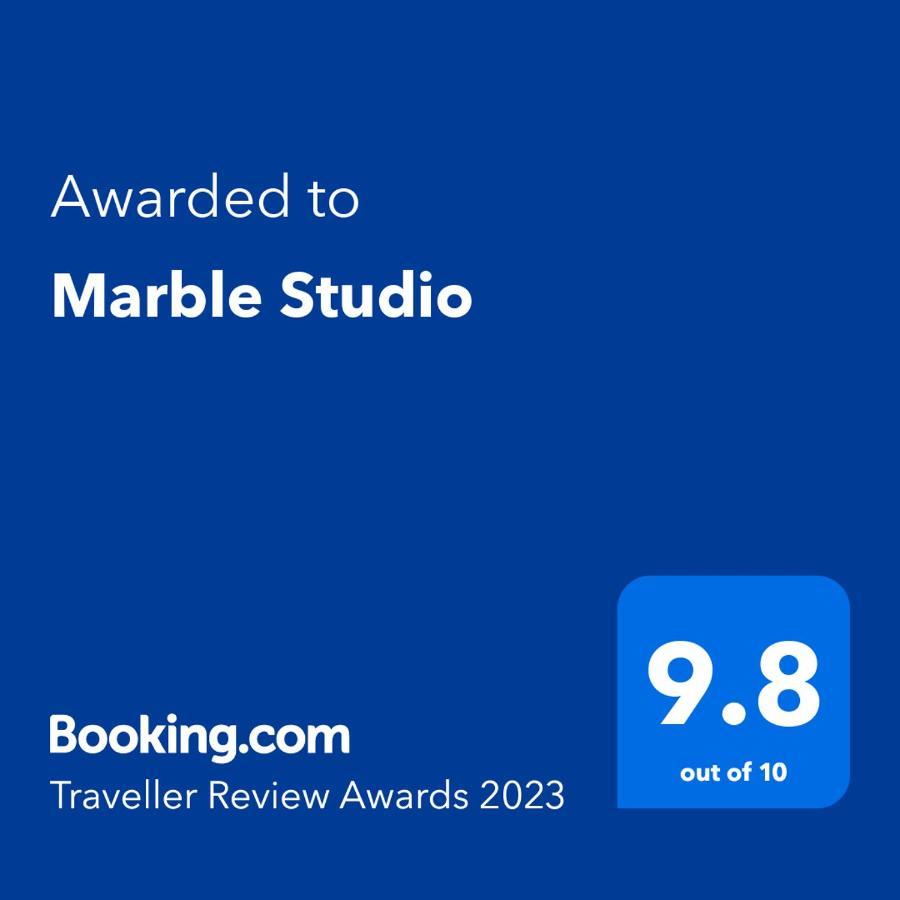 Marble Studio Bukarest Exteriör bild
